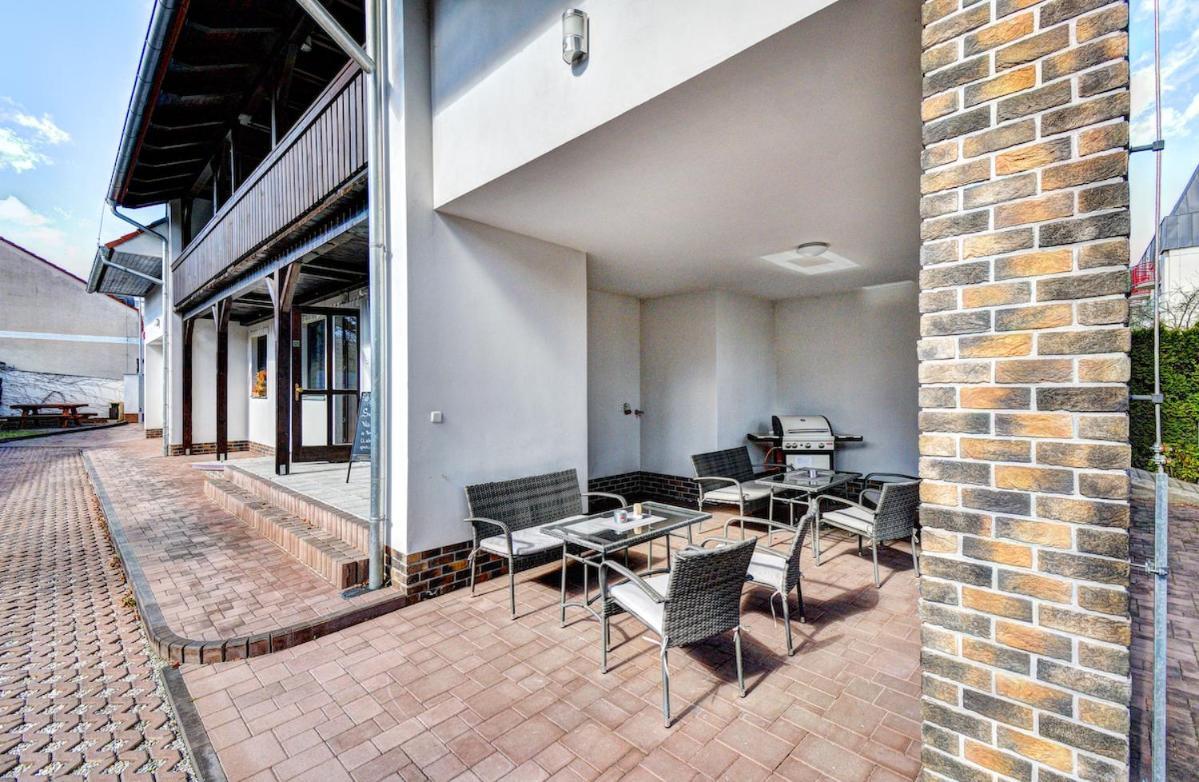 Penzion U zámeckého parku Třeboň Exterior foto